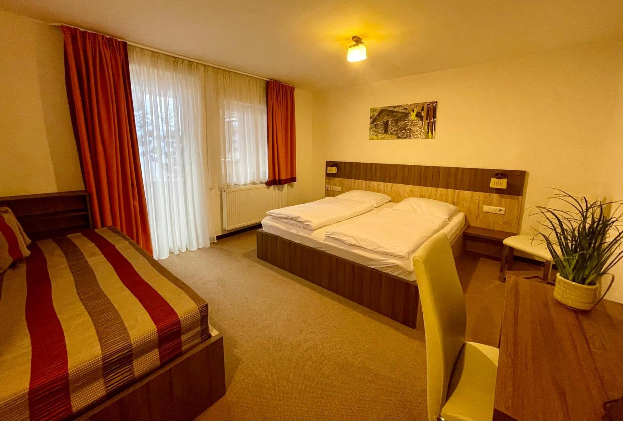 Hotel Alta Vista Нойкирхен-ам-Гросфенедигер Экстерьер фото