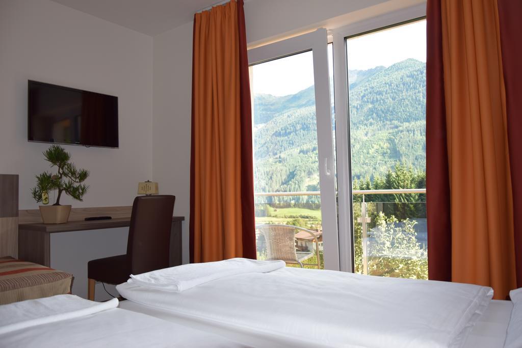 Hotel Alta Vista Нойкирхен-ам-Гросфенедигер Номер фото